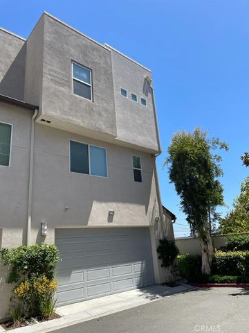 5786 Acacia Lane, Lakewood, CA 90712