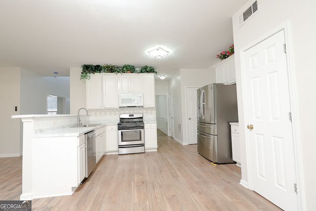 5544 White Cedar Terrace, Sugar Hill, GA 30518