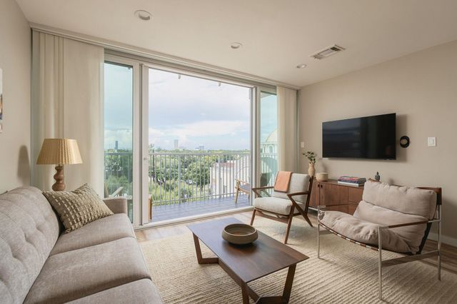 3600 Montrose Boulevard 508, Houston, TX 77006