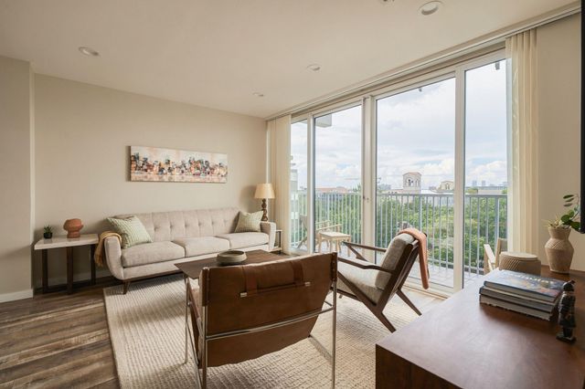 3600 Montrose Boulevard 508, Houston, TX 77006