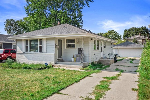 3712 W Kiley AVENUE, Milwaukee, WI 53209
