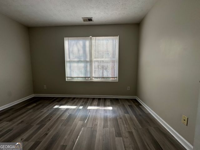 13202 Fairington Ridg Circle, Lithonia, GA 30038