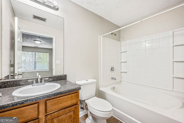 13202 Fairington Ridg Circle, Lithonia, GA 30038