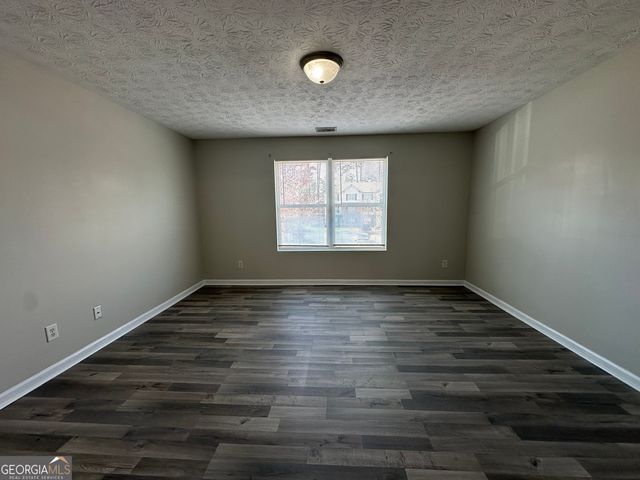 13202 Fairington Ridg Circle, Lithonia, GA 30038