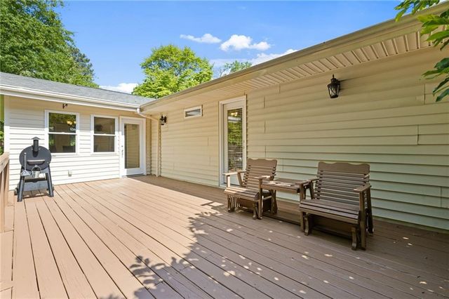 2148 Nancy Circle SE, Smyrna, GA 30080