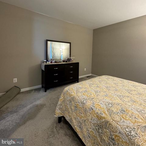 12512 CHAMBLISS DR, Hagerstown, MD 21740
