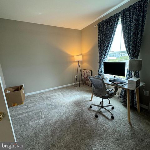 12512 CHAMBLISS DR, Hagerstown, MD 21740