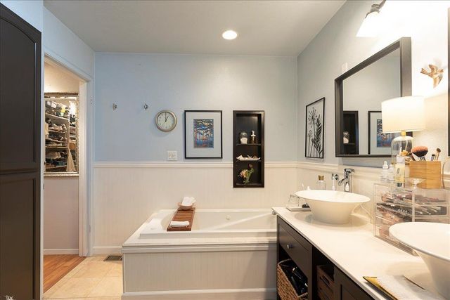 620 Darling Way, Roseville, CA 95678