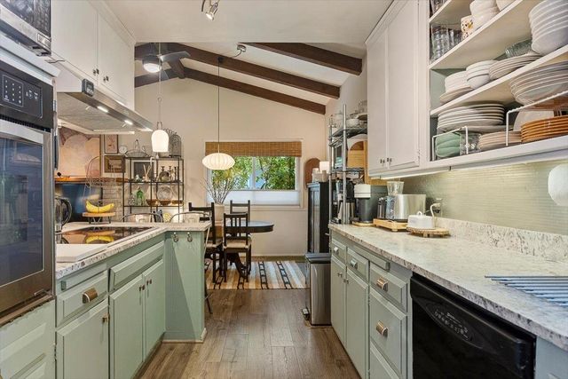 620 Darling Way, Roseville, CA 95678