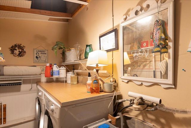 620 Darling Way, Roseville, CA 95678