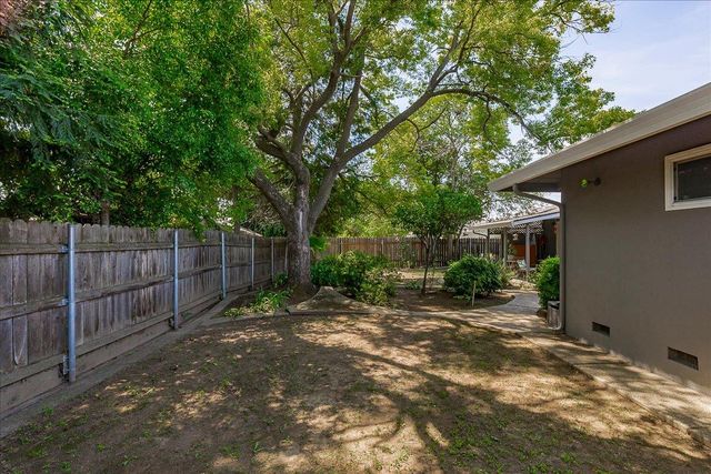 620 Darling Way, Roseville, CA 95678