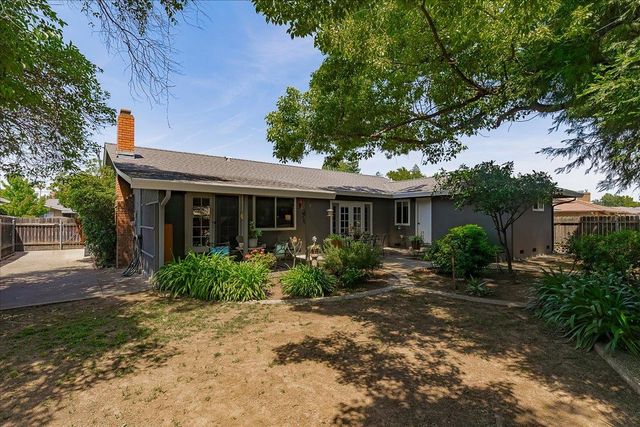 620 Darling Way, Roseville, CA 95678
