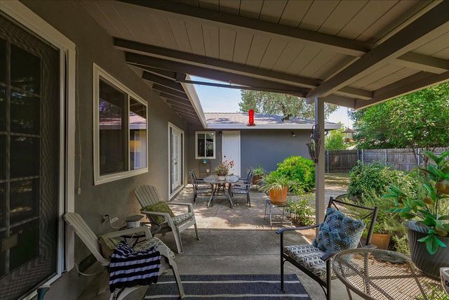 620 Darling Way, Roseville, CA 95678