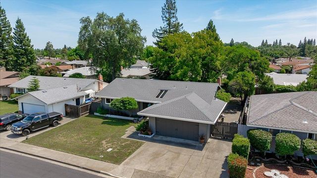 620 Darling Way, Roseville, CA 95678