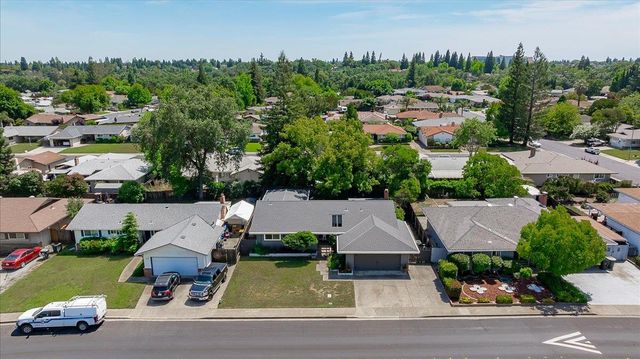 620 Darling Way, Roseville, CA 95678
