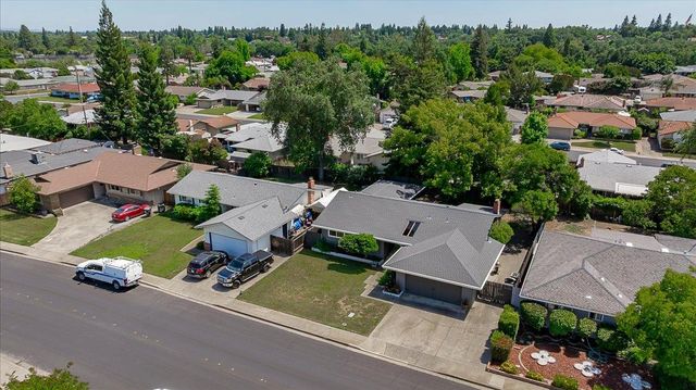 620 Darling Way, Roseville, CA 95678