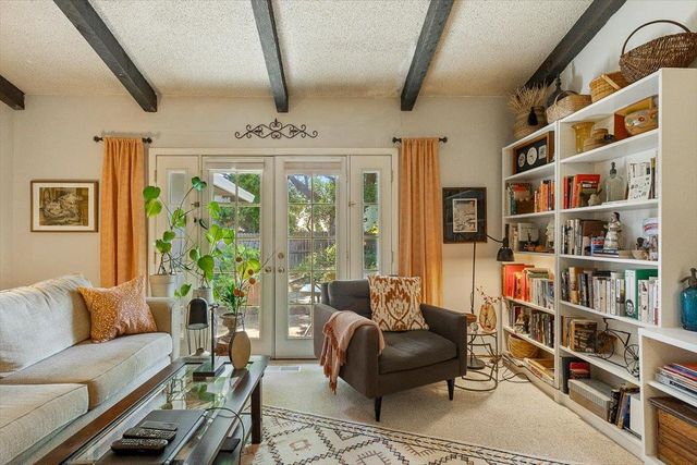 620 Darling Way, Roseville, CA 95678