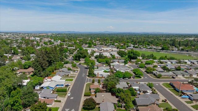 620 Darling Way, Roseville, CA 95678