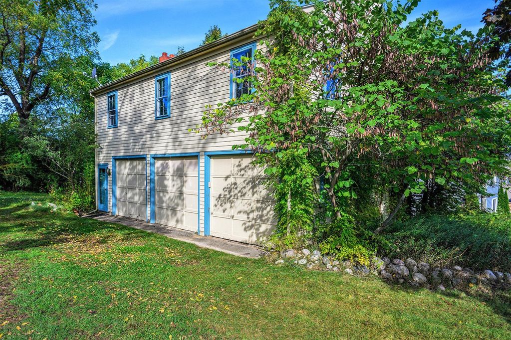 57380 S Main Street, Mattawan, MI 49071