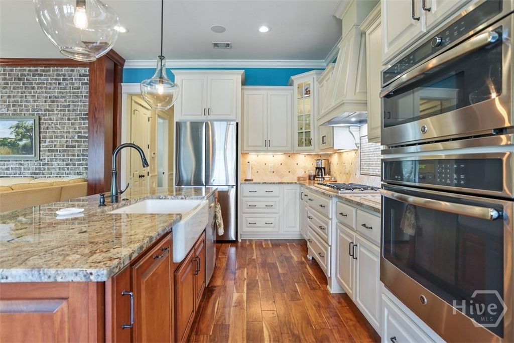 Image 18 of property listing at 19 Grand Lake Circle, Savannah, GA 31405