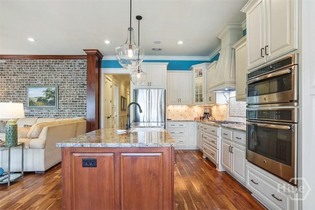 Image 22 of property listing at 19 Grand Lake Circle, Savannah, GA 31405