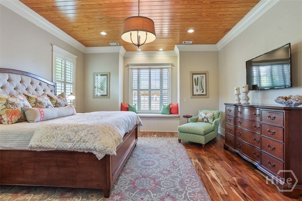 Image 28 of property listing at 19 Grand Lake Circle, Savannah, GA 31405