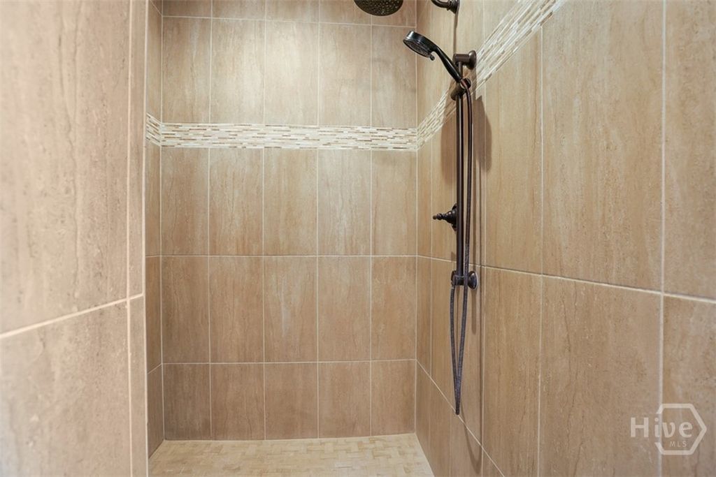 Image 35 of property listing at 19 Grand Lake Circle, Savannah, GA 31405