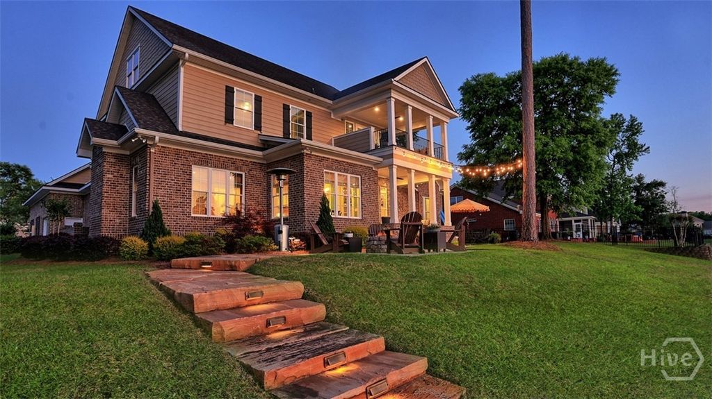 Image 68 of property listing at 19 Grand Lake Circle, Savannah, GA 31405