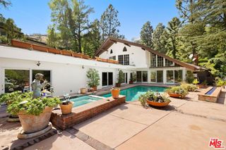 1727 Stone Canyon Road, Los Angeles, CA 90077