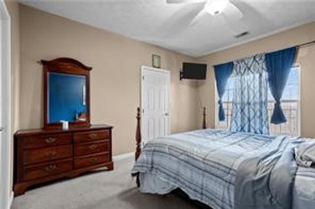 409 Stockton Rdg, Cranberry Twp, PA 16066