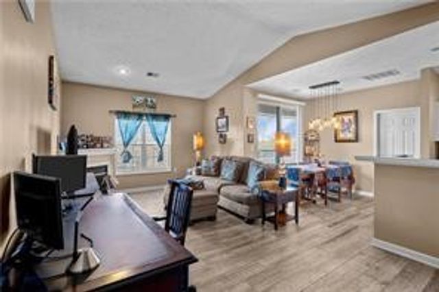 409 Stockton Rdg, Cranberry Twp, PA 16066