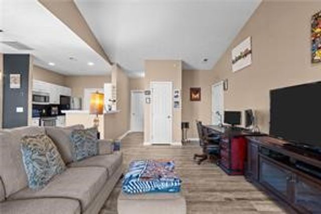 409 Stockton Rdg, Cranberry Twp, PA 16066