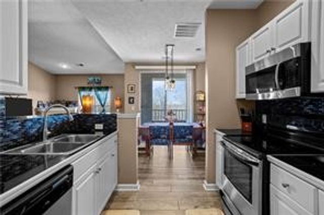 409 Stockton Rdg, Cranberry Twp, PA 16066