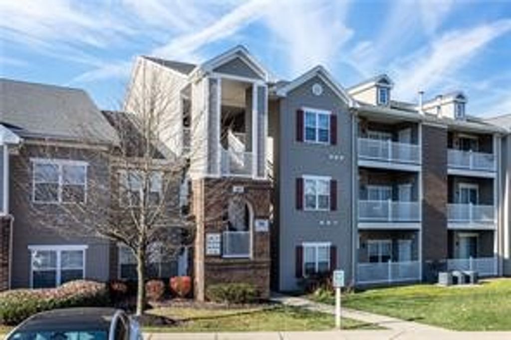 409 Stockton Rdg, Cranberry Twp, PA 16066