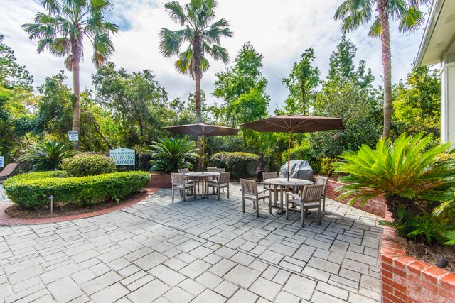 700 Daniel Ellis Dr. Drive 11105, Charleston, SC 29412