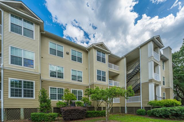 700 Daniel Ellis Dr. Drive 11105, Charleston, SC 29412