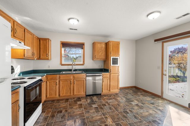 4001 Marlton Drive, Fort Wayne, IN 46818