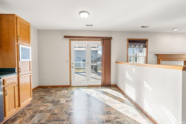 4001 Marlton Drive, Fort Wayne, IN 46818