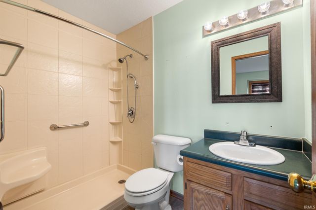 4001 Marlton Drive, Fort Wayne, IN 46818