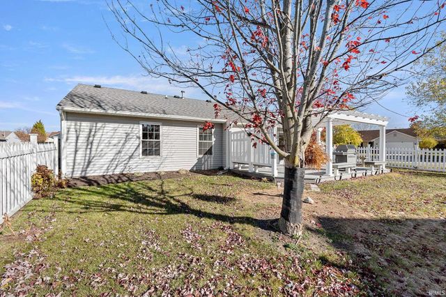 4001 Marlton Drive, Fort Wayne, IN 46818