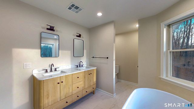 12 Werf Drive, Redding, CT 06896