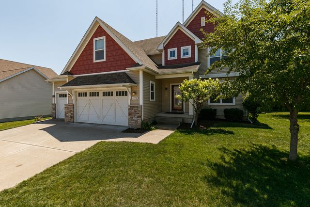 3877 Sparrow Court, Bettendorf, IA 52722