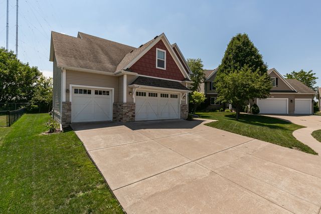 3877 Sparrow Court, Bettendorf, IA 52722