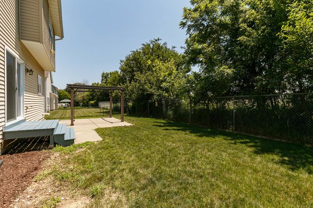 3877 Sparrow Court, Bettendorf, IA 52722