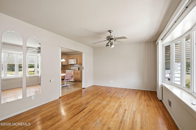 15 Tamarack Drive, Manalapan, NJ 07726