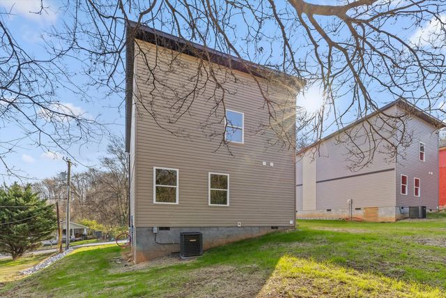 3903 Meadow Lane, Chattanooga, TN 37406