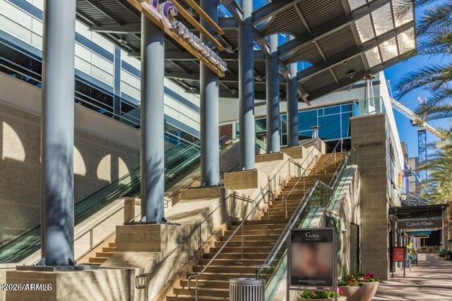 5643 E ANGELA Drive, Scottsdale, AZ 85254