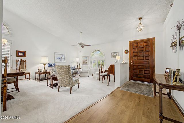 5643 E ANGELA Drive, Scottsdale, AZ 85254