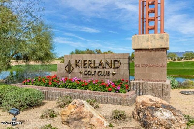 5643 E ANGELA Drive, Scottsdale, AZ 85254