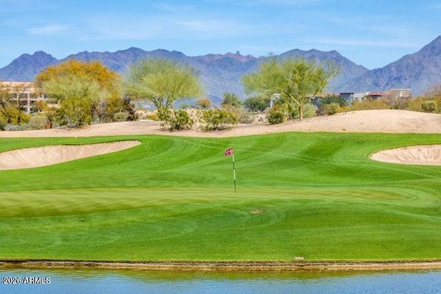 5643 E ANGELA Drive, Scottsdale, AZ 85254